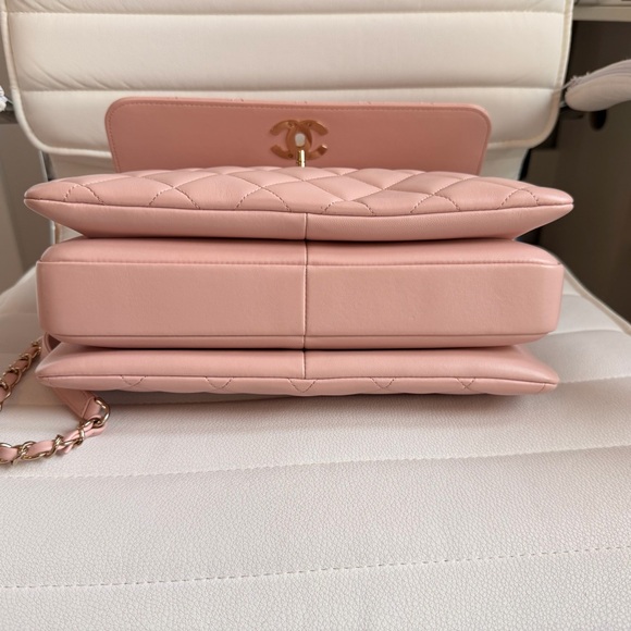 Chanel Trendy CC Pink Quilted Handbag - Picture 14 of 14